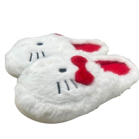 HELLO KITTY Cozy Slippers White Faux Fur Kawaii Women’s Size 7-7.5 NEW - Picture 7 of 9